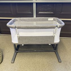 AILEEKISS Baby Bassinet with Wheels, Height Adjustable Newborn Bedside Sleeper for Baby, Grey