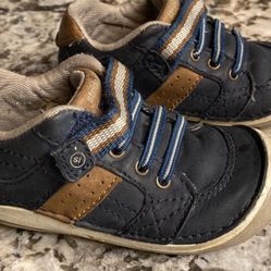 Toddler Shoes 5.5