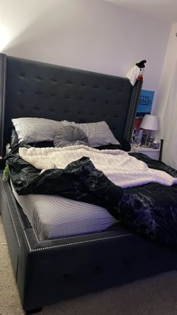 Gorgeous velvet king size bedframe