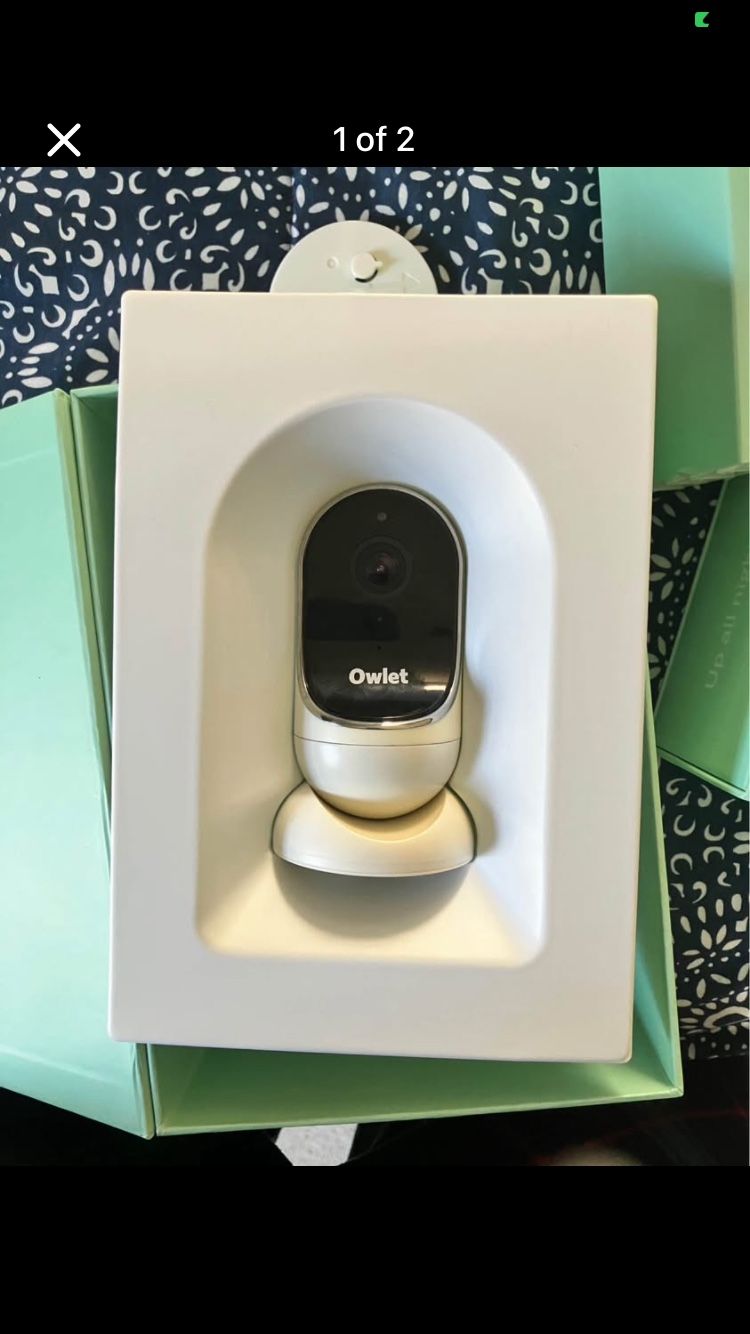 Baby camera with heart monitor