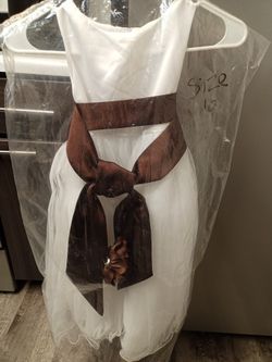 Dress - By Buckeye Jones Ford Dealership