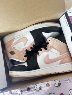 Jordan 1 Mids