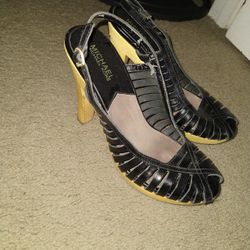 MK Heels 👠 $5 FIRM Size 8 