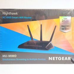 NETGEAR Nighthawk AC1900 Smart WiFi Router – Dual Band Gigabit (R6900-100NAS)... NEW!