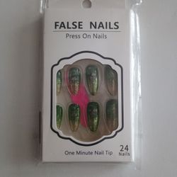 Green We Need Green Press on Nails New
