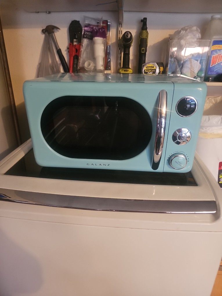Galanz Microwave Oven