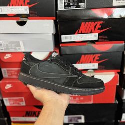 Jordan 1 Low Travis Scott Phantom size 9.5 VNDS 