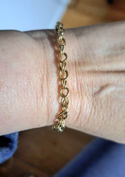 10 Karat Gold Rolo Chain Bracelet