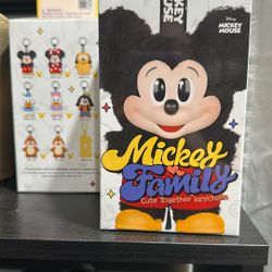 Pop Mart Disney Mickey And Family Cute Together Keychain Authentic - Minnie for Sale or Trade