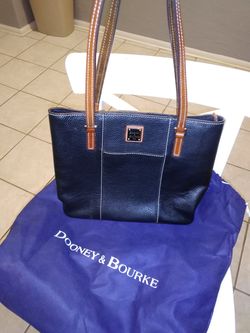 Dooney and Bourke black purse