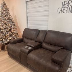 Warrendale Chocolate Power Reclining Console Loveseat