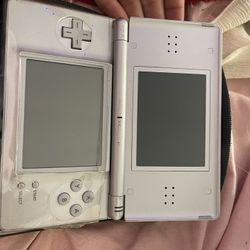 Nintendo DS Lite