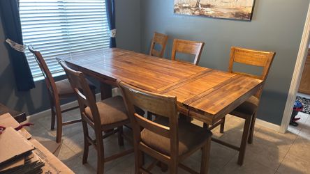 Kitchen table