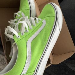 Women’s vans Size 9