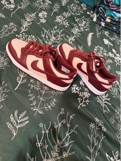 Nike Dunk Women’s 8