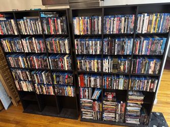 Blu-ray/DVD/CD/Book shelves (pictured blu rays are not included).