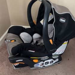 Chicco Keyfit - Car Seat With Base  