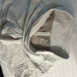 Lululemon Size 6 & 8