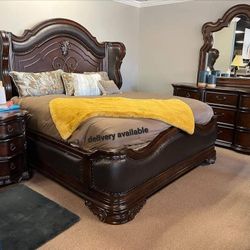 Royal Cherry Bedroom Set,Bedroom Set/Dresser,mirror,nightstand,bed//Queen And King Size Available/Mattress Sold Separately