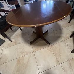 Solid Wood Extendable Dining Table – Foldable Drop Leaf, Space Saving