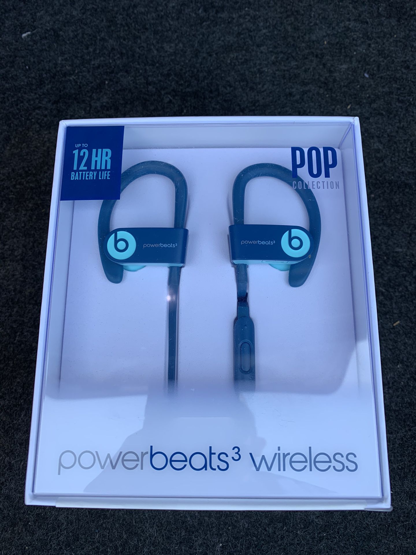 Power beats 3 wireless brand new