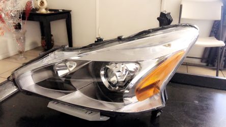 Nissan Altima headlight