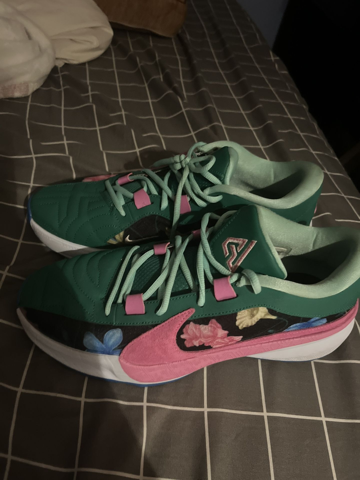 Basketball Shoes