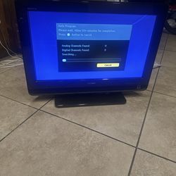 Sony Bravia 26” LCD TV KDL-26L5000 HDMI Input/ With Remote/  Stand TESTED