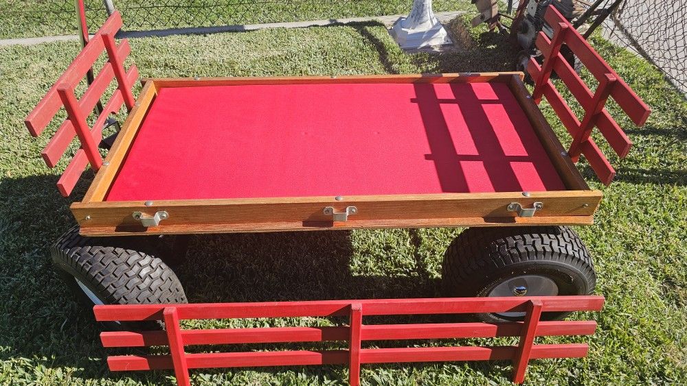 Wood Wagen With Heavy Duty Wheels 