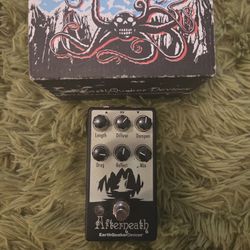 Earthquaker Devices Afterneath Otherworldly Reverb pedal