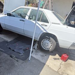 Mercedes 190e 2.6 Part Out 