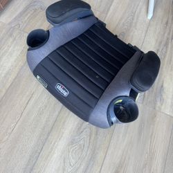 CAR SEAT / CAR BOOSTER