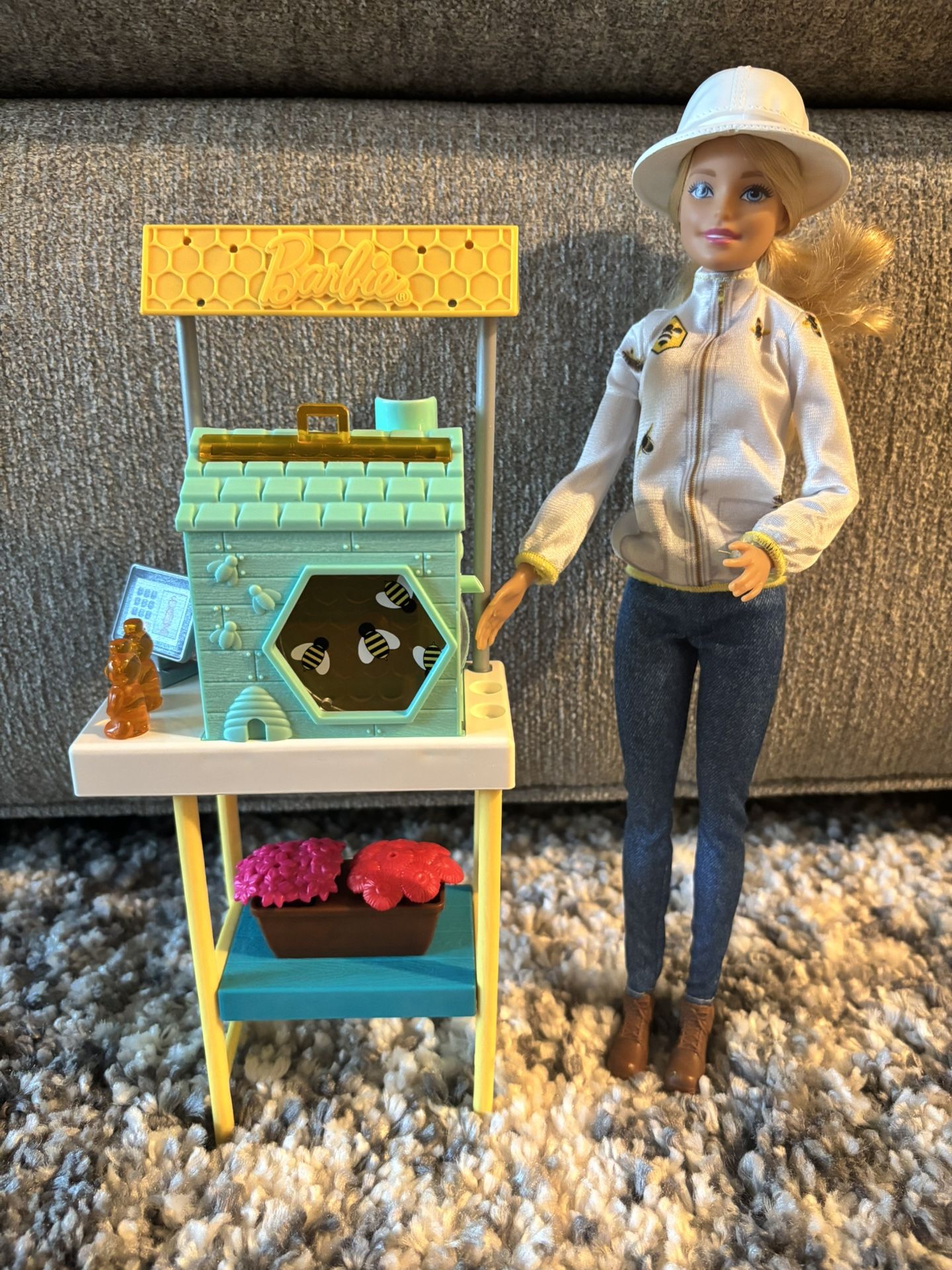Barbie Beekeeper Set