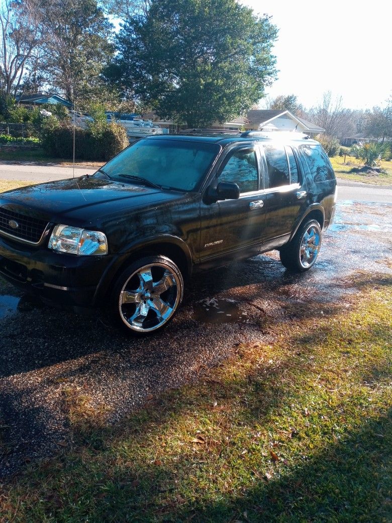 2002 Ford Explorer