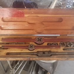 Greenfield Die Tool Set