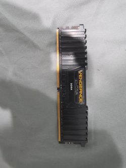 Corsair Ram 8gb ddr4 3200mhz vengeance lpx