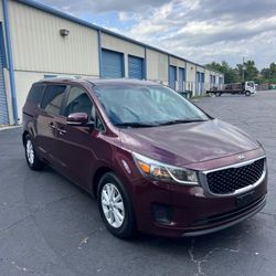 2016 Kia Sedona