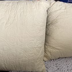 Madison Park Throw Pillows
