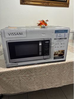 Vissani 1.1cu ft stainless steel microwave brand new
