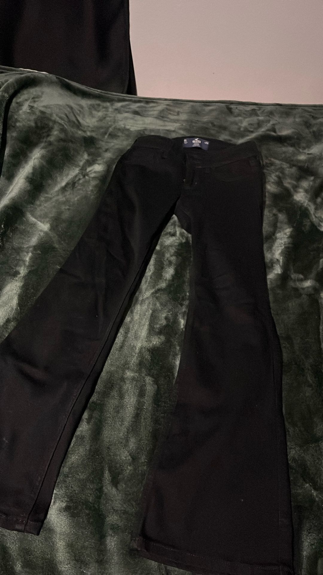 Hollister Low Rise Boot Jeans