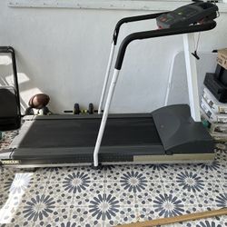 Precor 9.25 treadmill for sale sale