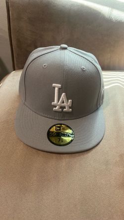 LA dodger hat  grey