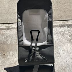 Baby Delight Alpine Deluxe Portable Bouncer