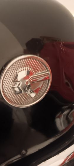 1952 Pontiac emblem buttons