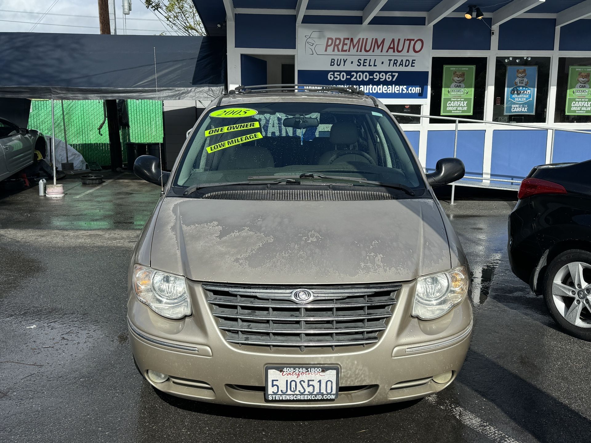 2005 Chrysler Town & Country