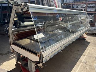 24ft Service deli Case Hussmann