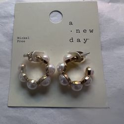 Mini Pearl Hoop Earrings /A New Day 