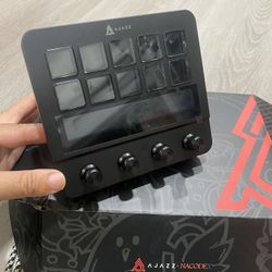 AJAZZ AKP05 Stream Deck Controller – LCD Macro Pad with Knobs & USB Hub 