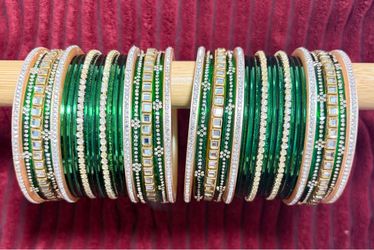 Green Chura Bangle Stack with Rhinestones – Traditional Ethnic Indian Wedding & Party Jewelry Set