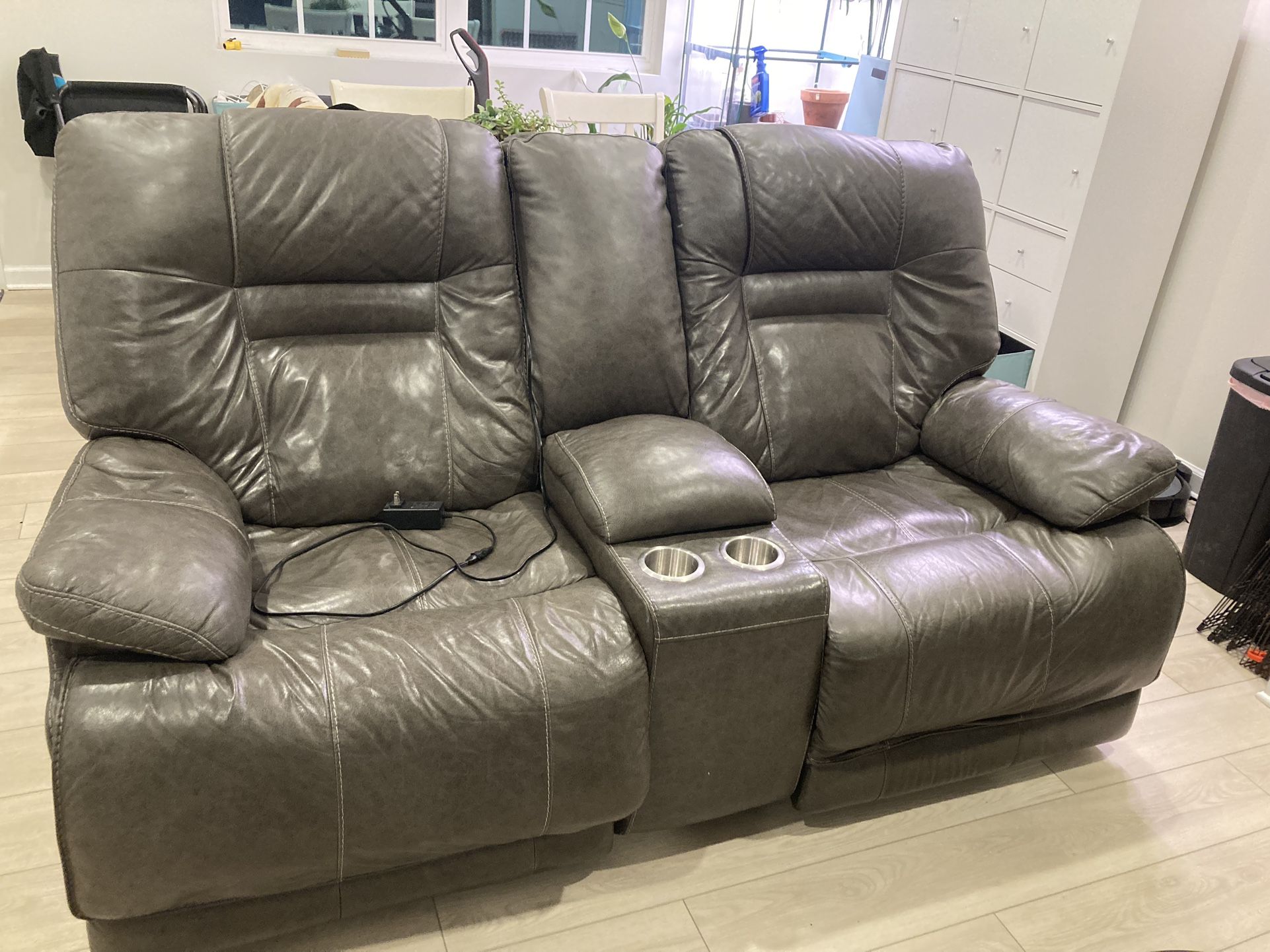 Leather Power Reclining Loverseat